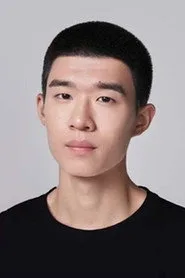 雷淞然